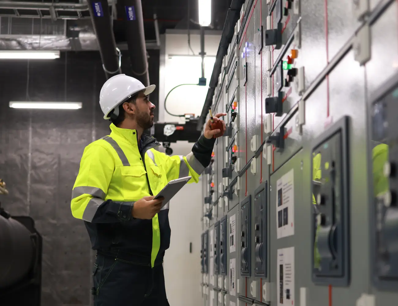 Chauffagiste, plombier | installations electriques industrielles electricite hunitech Chauffagiste, plombier | installations electriques industrielles electricite hunitech
